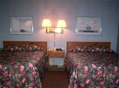 Sunflower Inn & Suites - Garden City Cameră foto