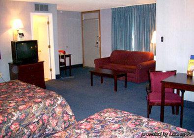 Sunflower Inn & Suites - Garden City Cameră foto